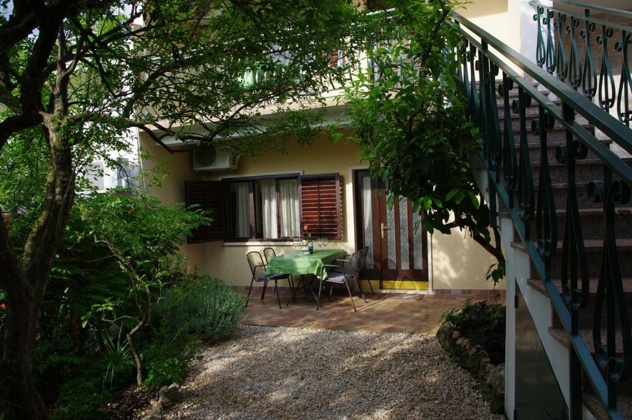Apartments Sonja Podgora Exterior foto